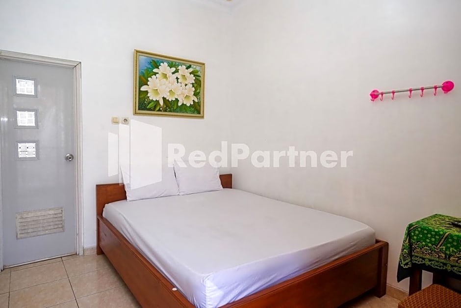 Wisma Giri Mulyo B near Grojogan Sewu Mitra RedDoorz