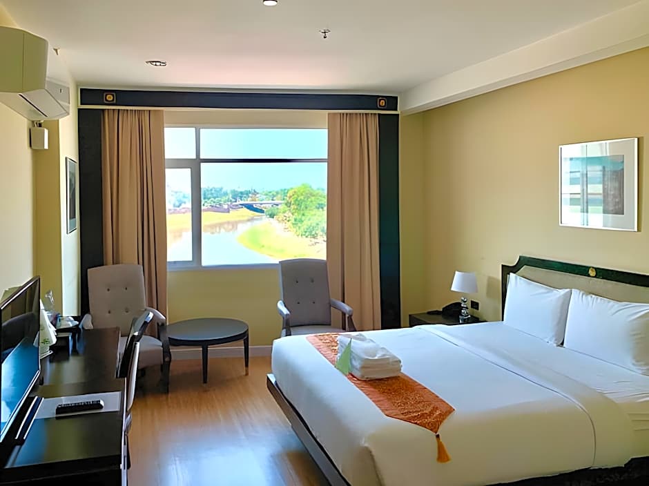 Wangchan Riverview Hotel