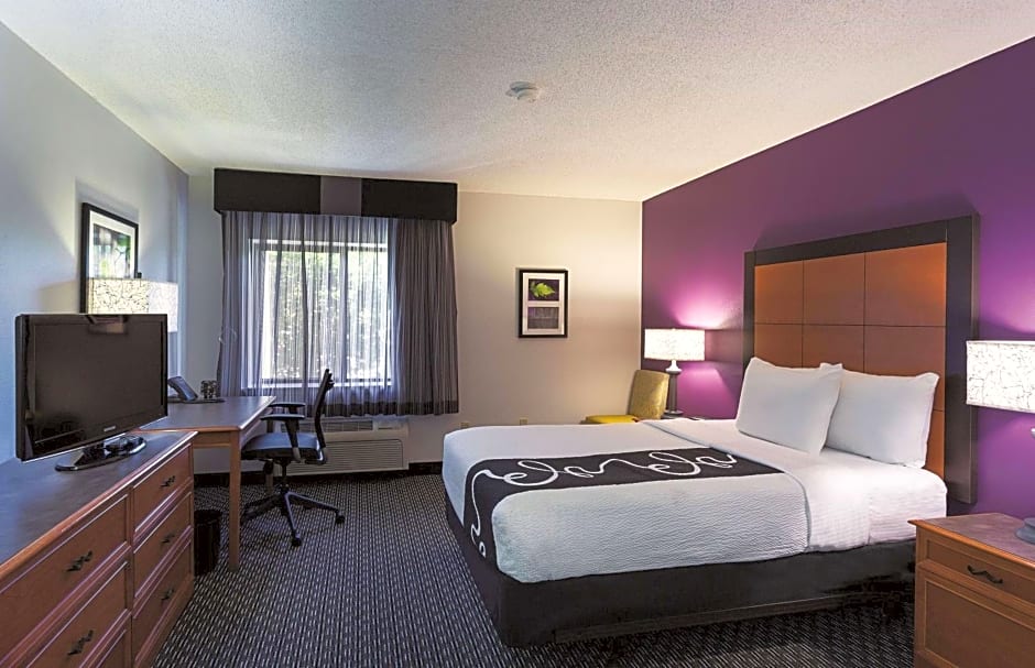 La Quinta Inn & Suites by Wyndham Baton Rouge Siegen Lane