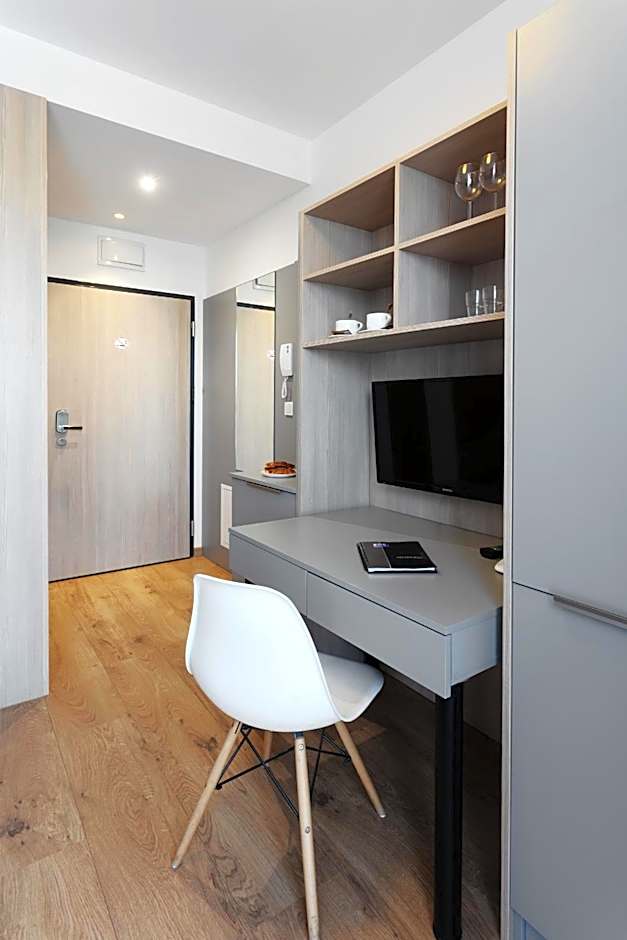 Self check-in Hostel Warsaw