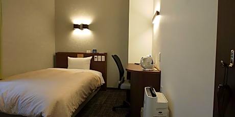 Standard Single Room - Non-Smoking