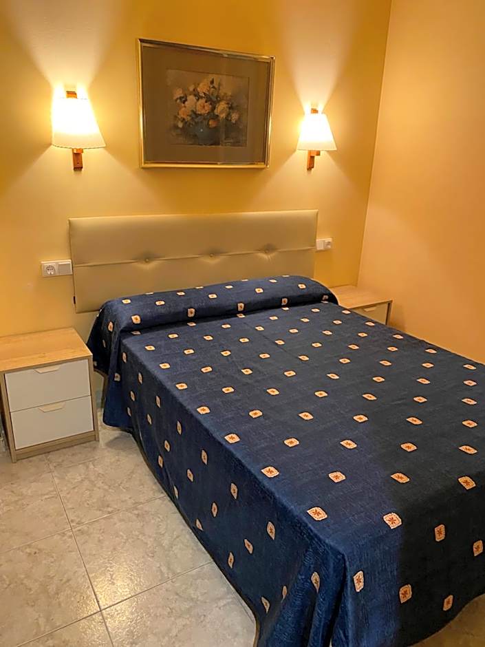 Photo 1 of 10 of Triple Room