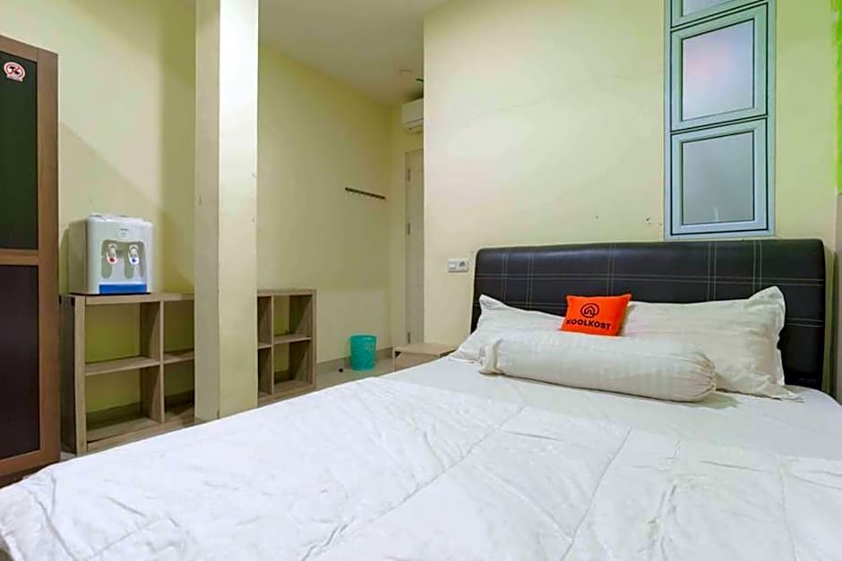 KoolKost near Nagoya Hill Batam (Minimum Stay 30 Nights)