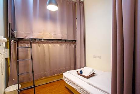 Triple Room with Shared Bathroom