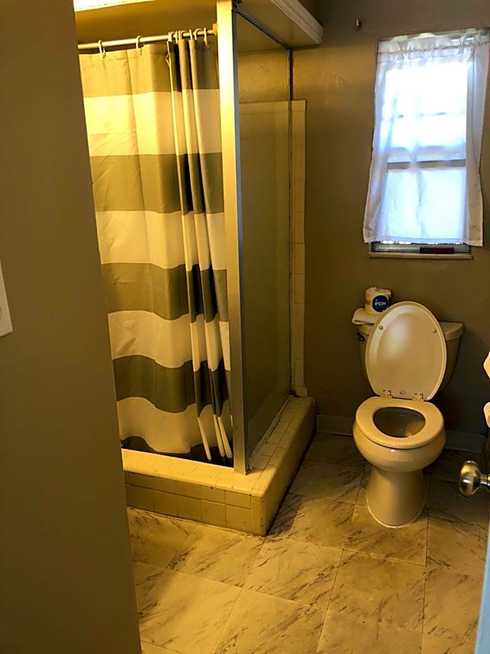 Pennwood Motor Lodge