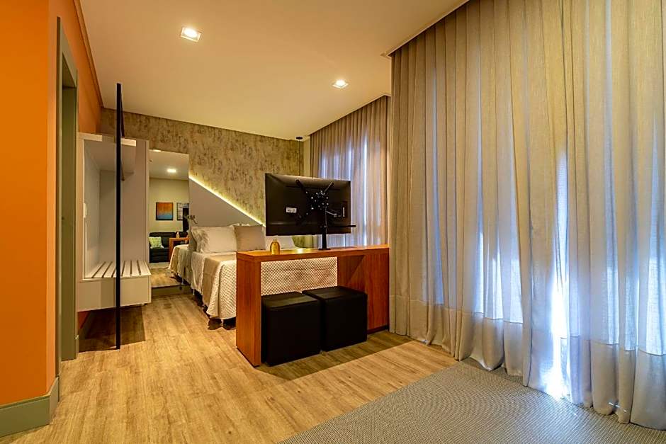 AION suítes 102 - Compacto e luxuoso Loft - Rooftop com piscina e academia - À poucos passos da praia