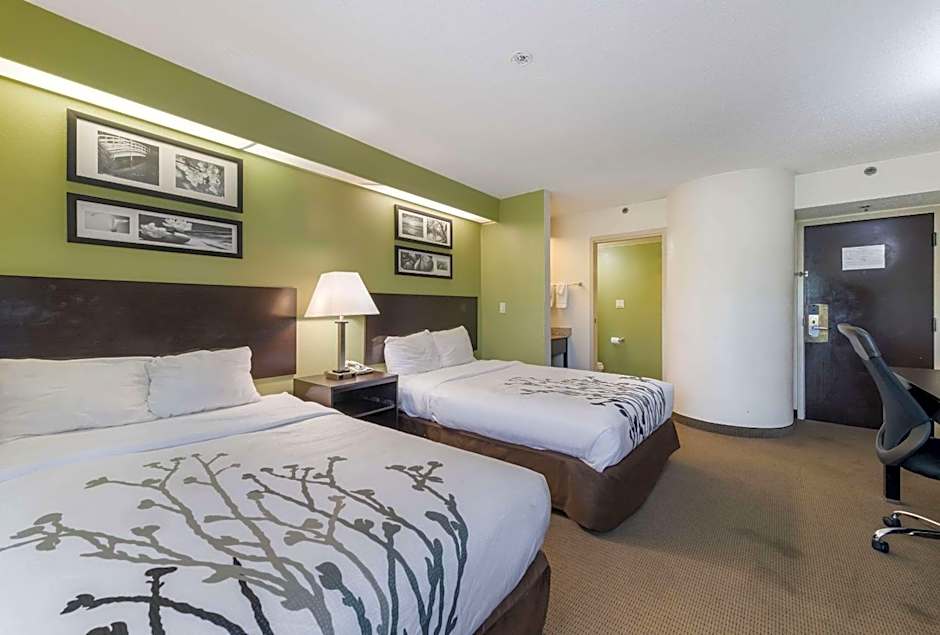 Studio 6 Suites Knoxville ,TN - Downtown