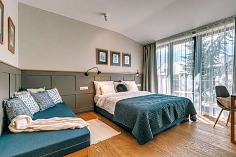 Deluxe Double Room with Shower