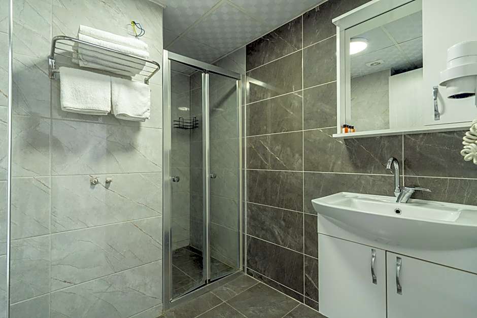 YASAM HOTEL