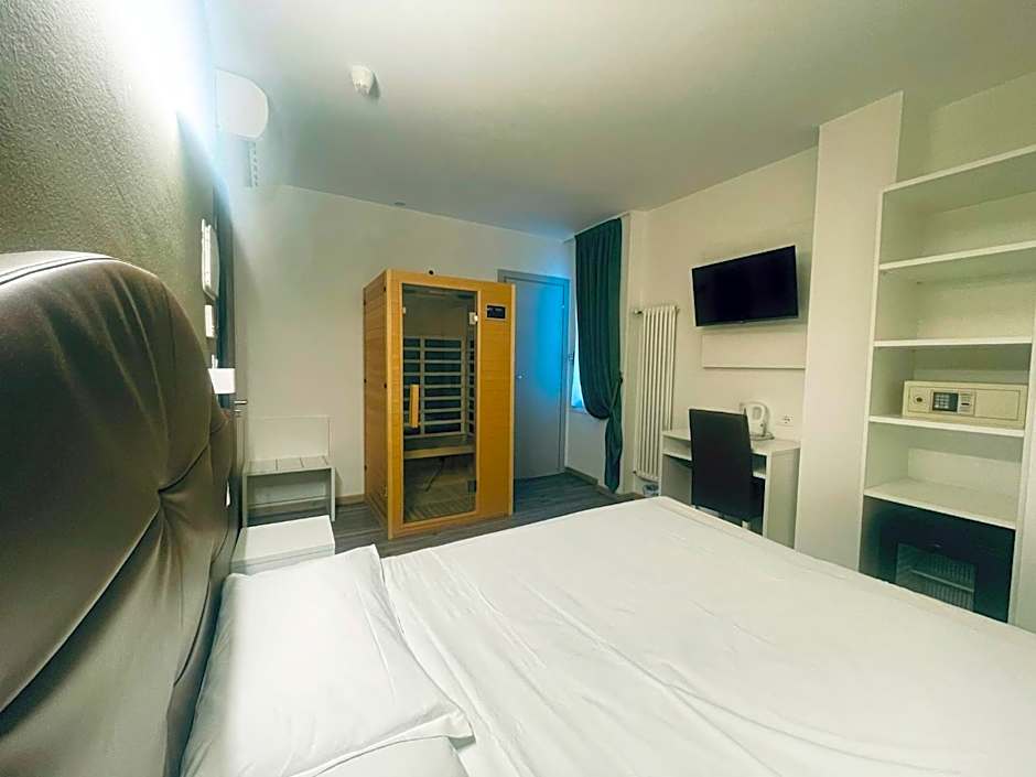 Hotel Holiday- Alla Finestrella