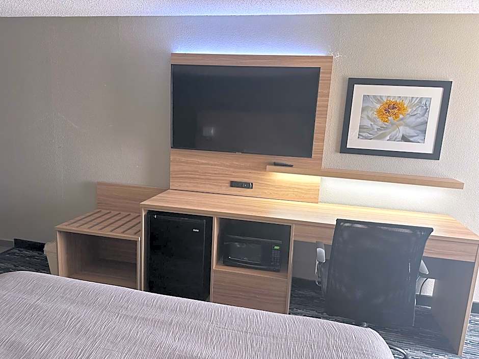 Quality Inn Rochester South