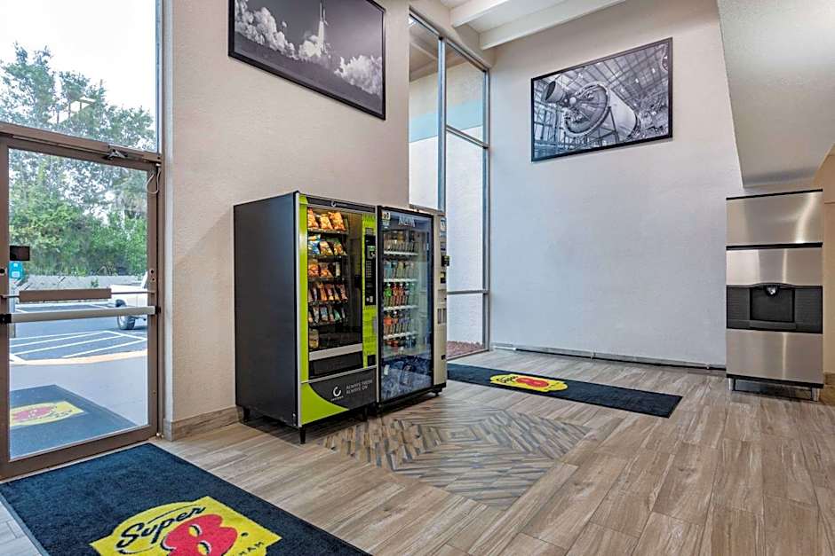 Super 8 by Wyndham Melbourne