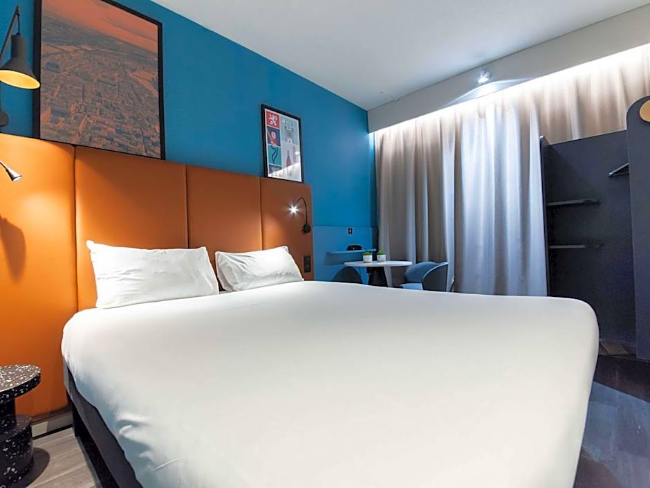 ibis Lyon North