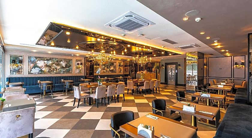 The New Hotel Zeybek