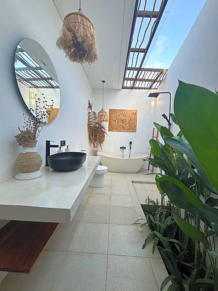 Villa Erita, stylish and beautiful villa in Nyang Nyang