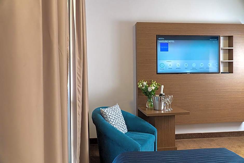 HOTEL CICHA WODA NIEPORĘT