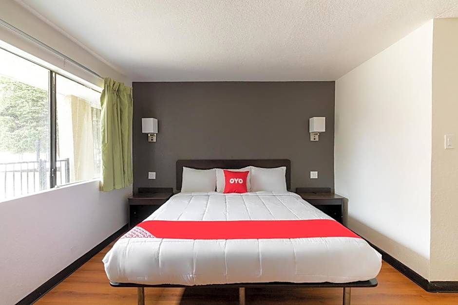OYO Hotel Irving DFW Airport North