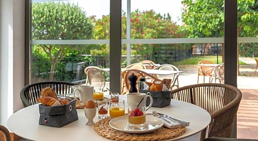 Zenitude Hotel la Valadiere, an Ascend Collection Hotel