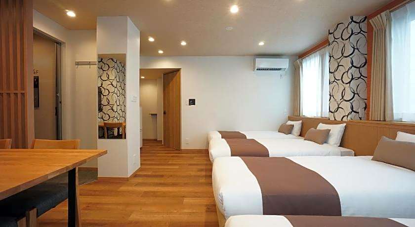 WIRES HOTEL James zaka