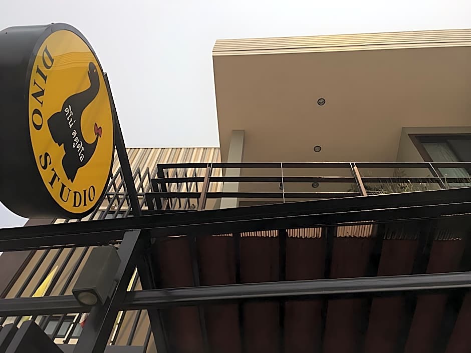 Dino Studio Luxury Homestay