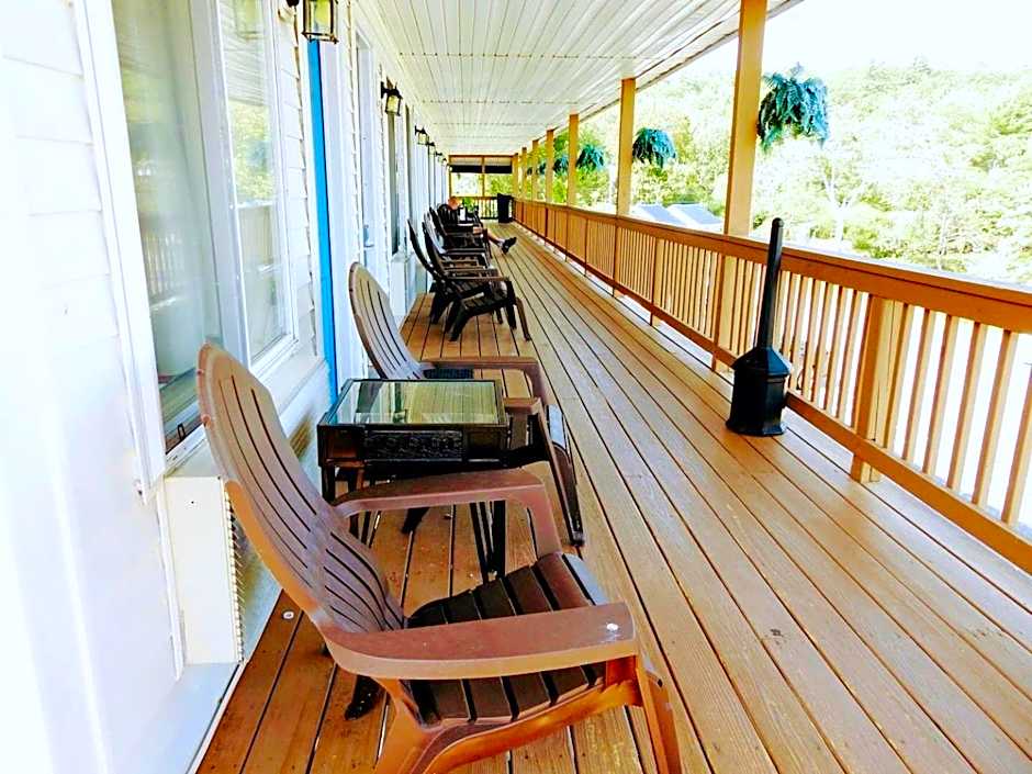 Winnisquam Lake Inn