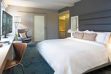 Executive King Room