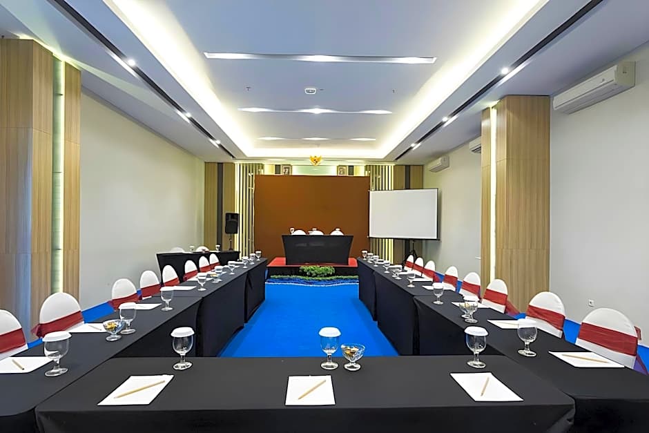 Montana Premier Senggigi