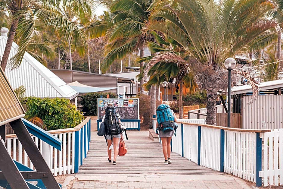 Base Backpackers Hotel Magnetic Island