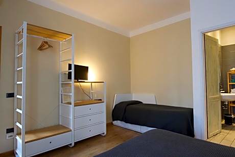 Classic Triple Room