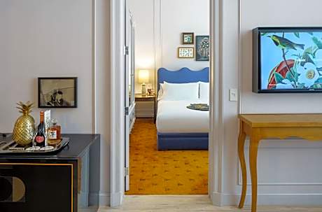 One-Bedroom King Suite