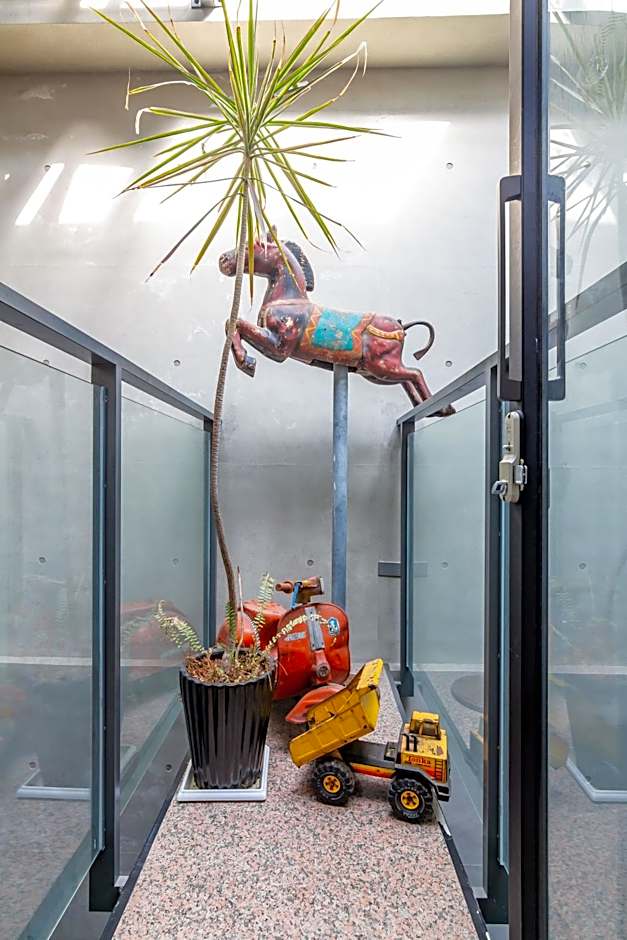 Art Station x Residence