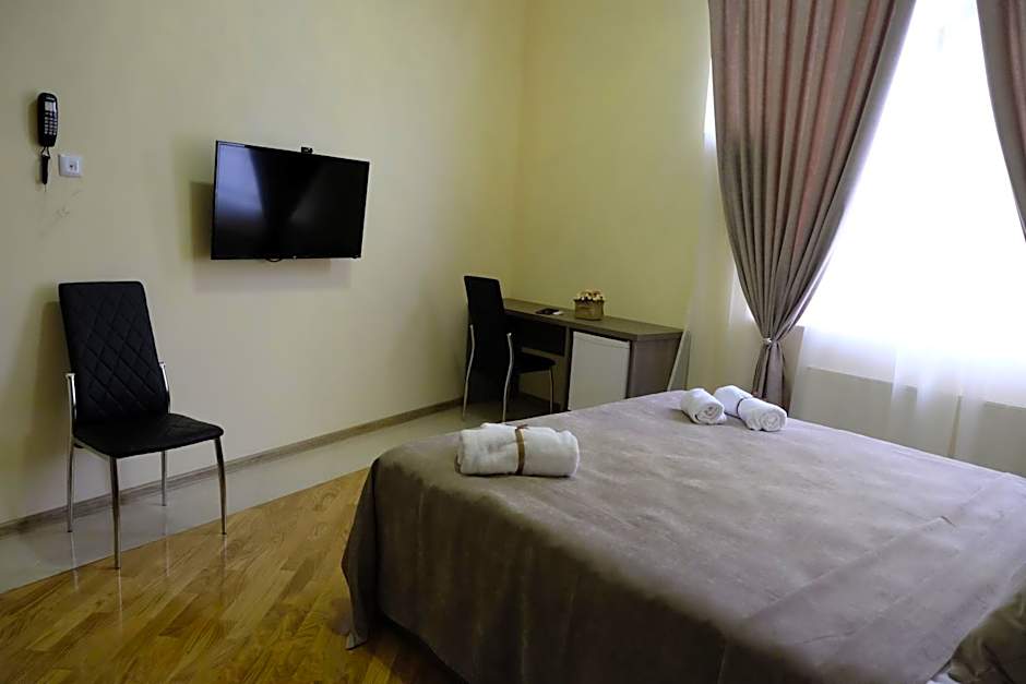 S&L Boutique Hotel