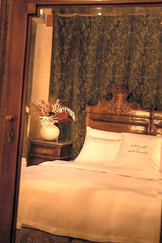 Novecento Boutique Hotel