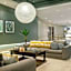 Argenta Tower Hotel & Suites
