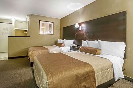 2 Double Beds, Nonsmoking