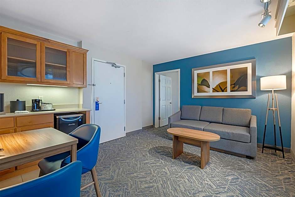 Best Western Hesperia-Victorville Suites