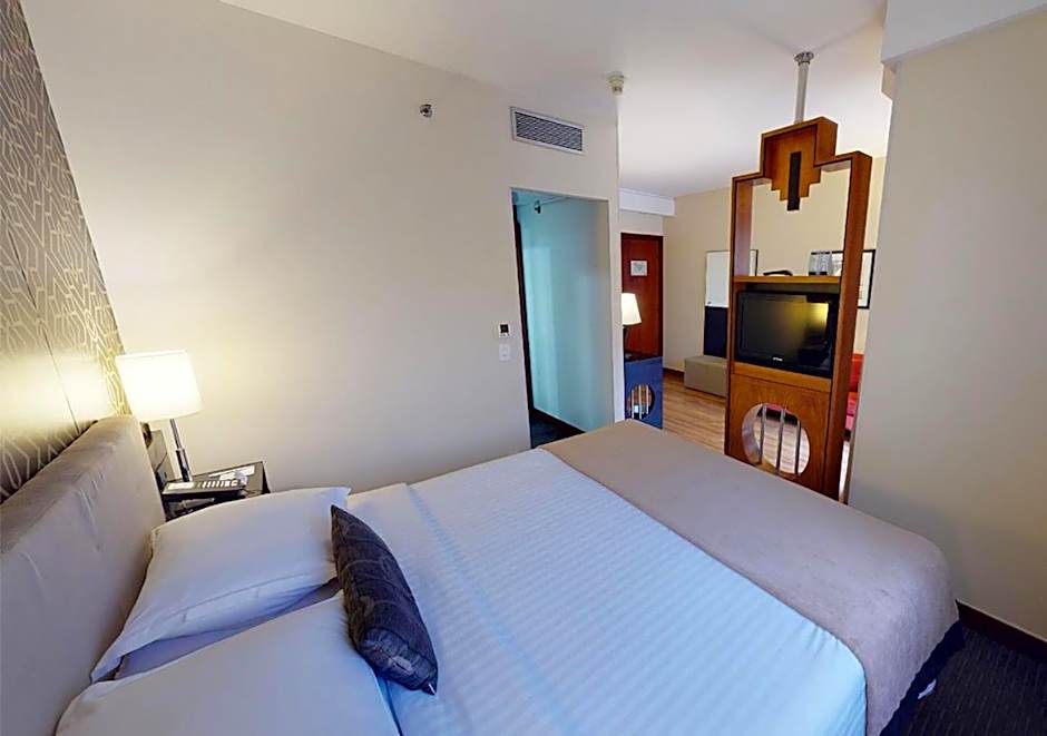 Estanplaza Funchal Faria Lima