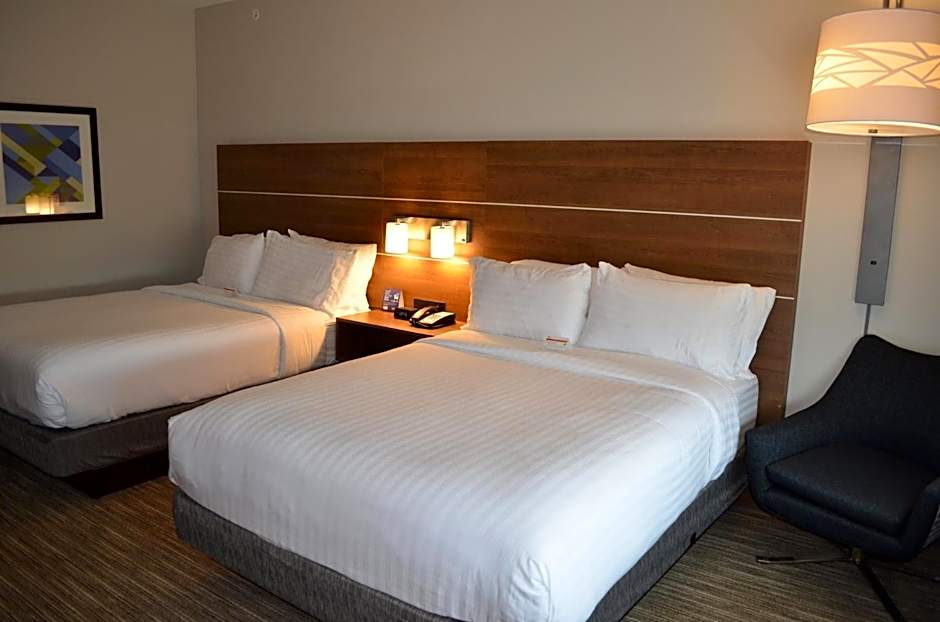Holiday Inn Express & Suites Charlotte NE - University Area By IHG