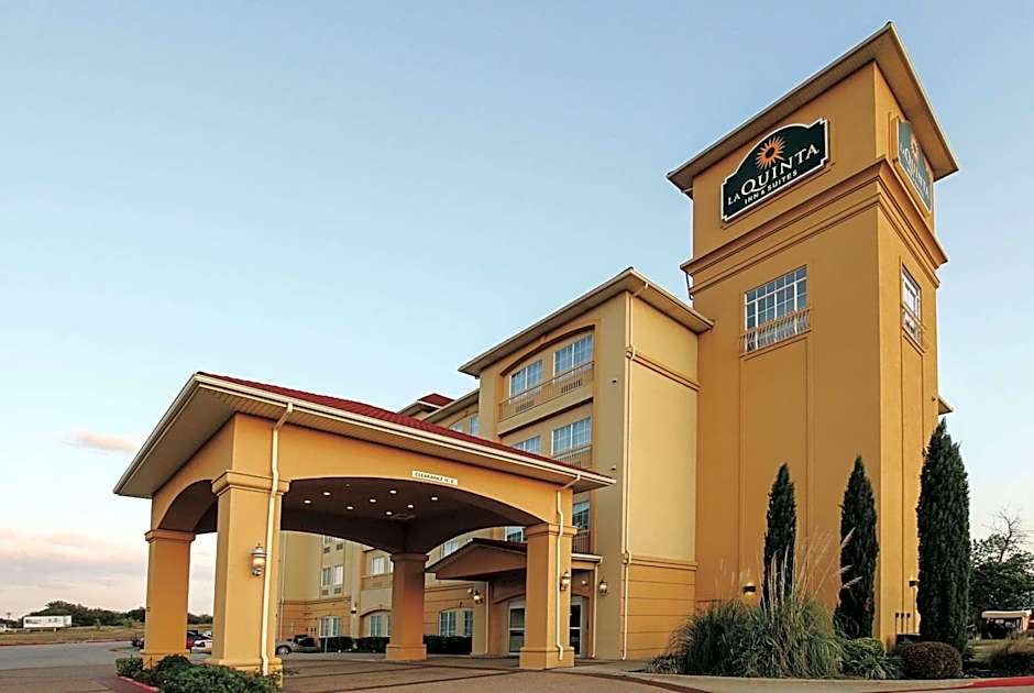 La Quinta Inn & Suites by Wyndham Dallas Hutchins