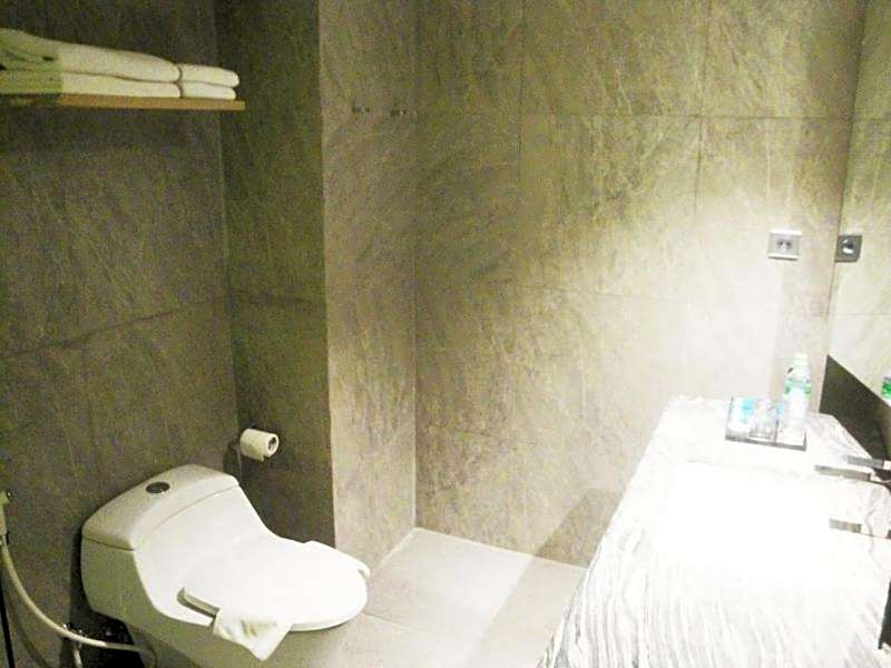 D'MAX Hotel & Convention Lombok