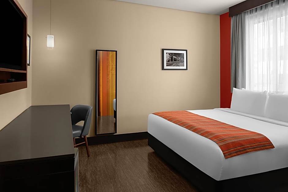 Sirtaj Hotel