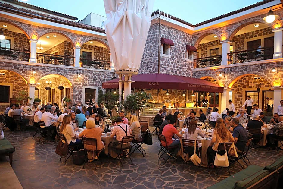L'agora Old Town Hotel & Bazaar
