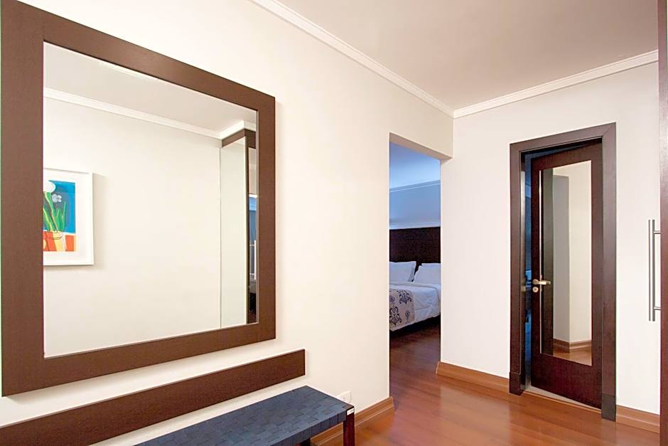 Mabu Curitiba Business