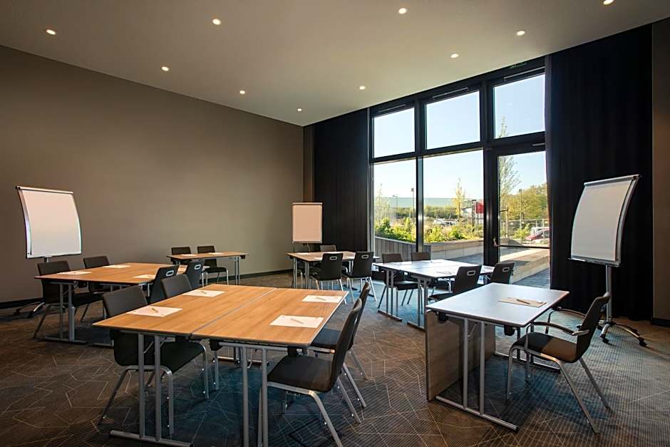 Holiday Inn Frankfurt Airport By IHG