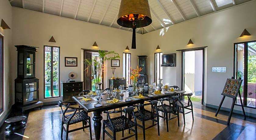 Villa Mayurana by Edwards Collection