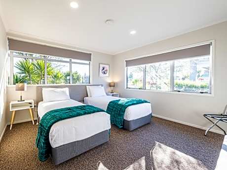 Luxury Two-Bedroom Suite