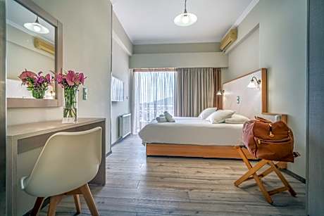 Double or Twin Room with Sea View