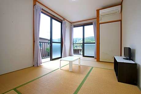 Standard Japanese-Style Room