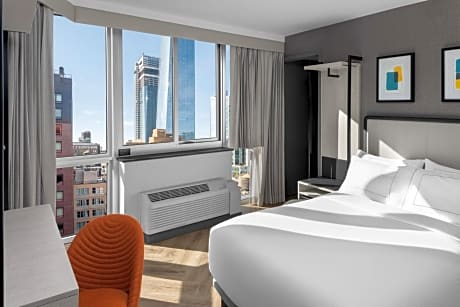 Premium King Room with City View