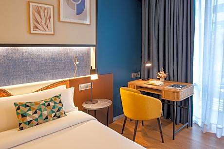 Premium King Room